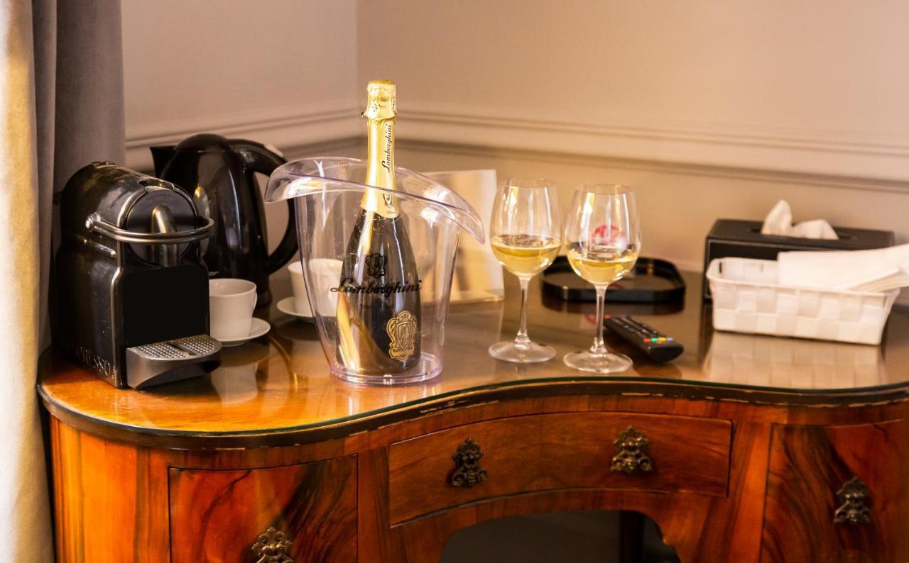 Relais San Lorenzo In Lucina Rom